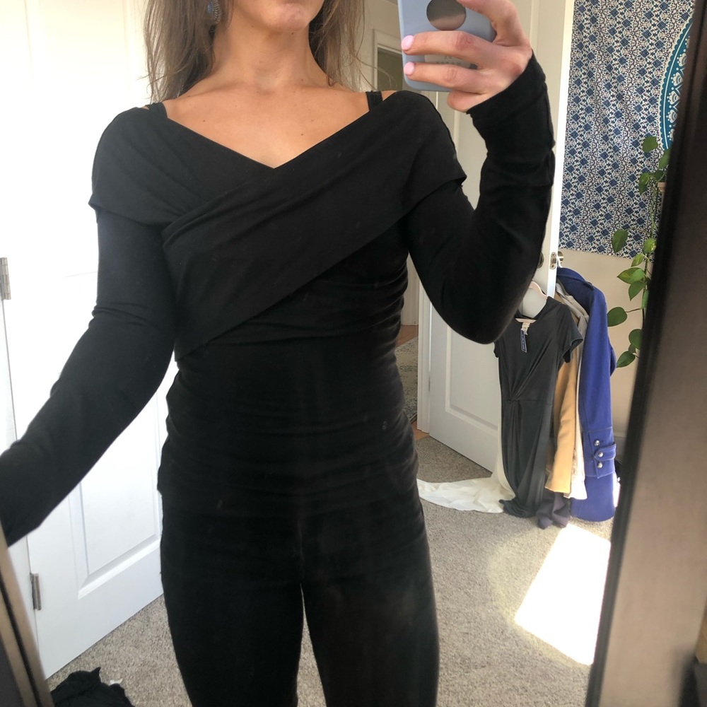 H&M crossbody, off-shoulder, size 2, BARELY WORN!